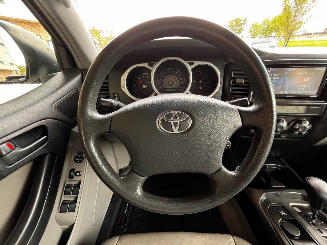 Used 2003 Toyota 4Runner SR5 AWD/4WD image 12
