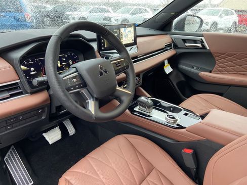 New 2026 Mitsubishi Outlander SEL AWD/4WD image 16