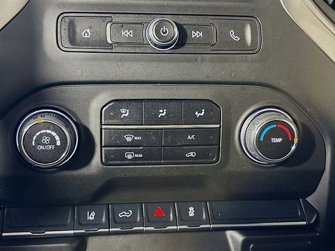 Used 2025 Chevrolet Silverado 2500 W/T image 16