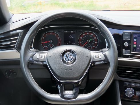 Used 2019 Volkswagen Jetta R-Line w/ R-Line Cold Weather Package FWD image 17