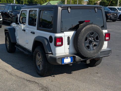Used 2018 Jeep Wrangler Unlimited Sport AWD/4WD image 48