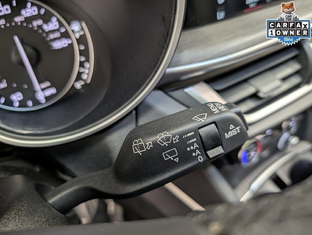 Used 2023 Alfa Romeo Stelvio Ti AWD/4WD image 19