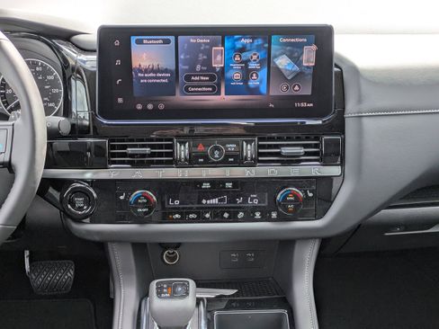 New 2026 Nissan Pathfinder SV image 21