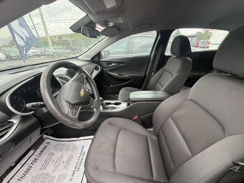 Used 2023 Chevrolet Malibu LT FWD image 11
