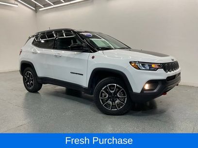 Used 2025 Jeep Compass Trailhawk