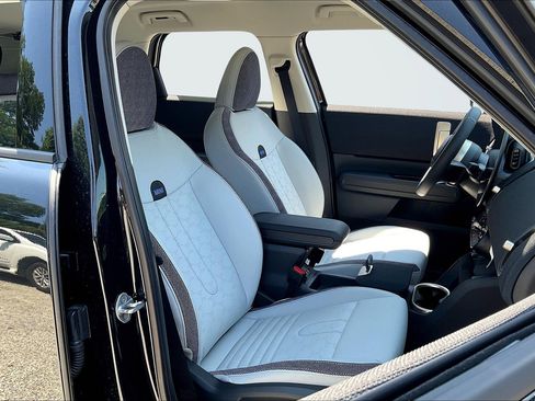 Certified 2025 MINI Cooper Countryman S image 11