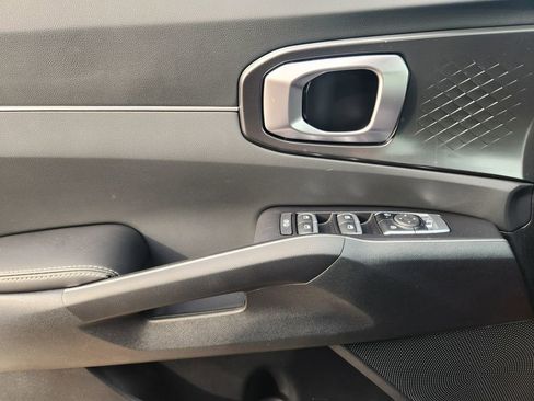 New 2026 Kia Sorento LX FWD image 16