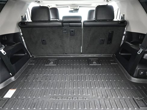 Used 2022 Toyota 4Runner Limited image 17