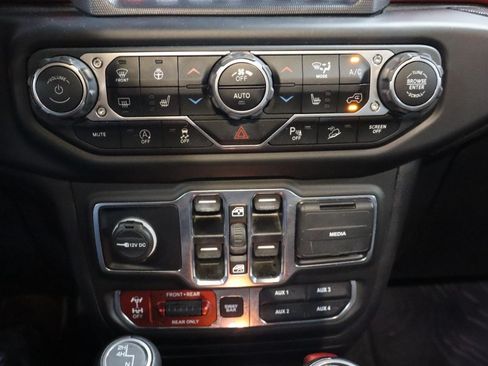 Used 2020 Jeep Wrangler Unlimited Rubicon AWD/4WD image 20