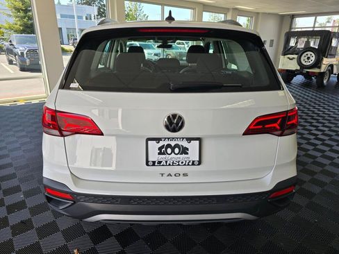 Used 2023 Volkswagen Taos S w/ Driver Assistance Package FWD image 4