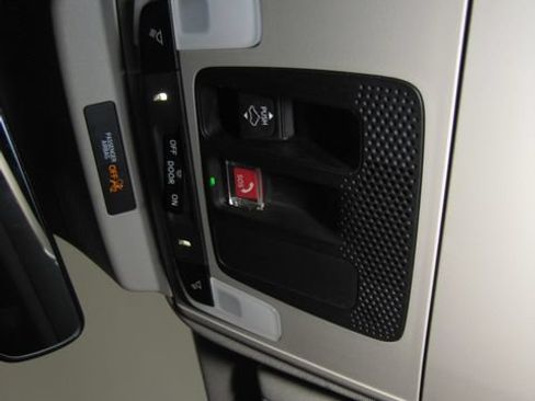 Certified 2024 Honda Accord EX-L image 8