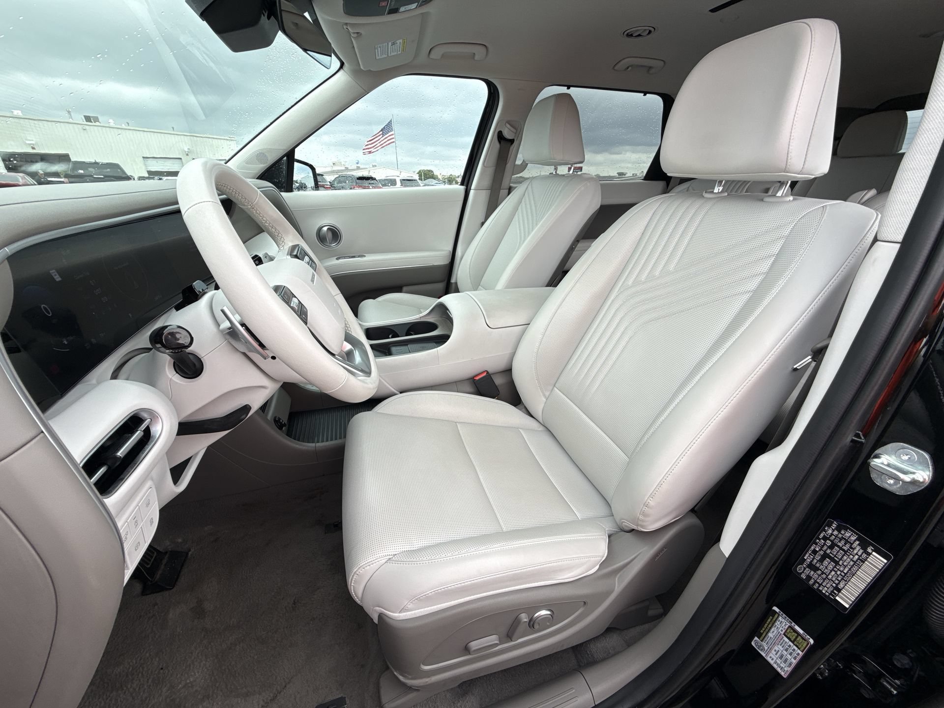 Used 2026 Hyundai Palisade SEL FWD image 13