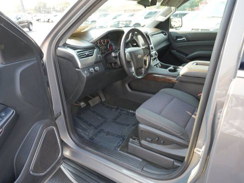 Used 2018 Chevrolet Tahoe LS w/ Skid Plate Package AWD/4WD image 13