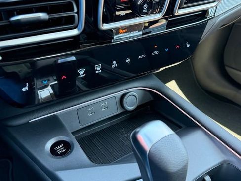 New 2026 Nissan Sentra SR image 22