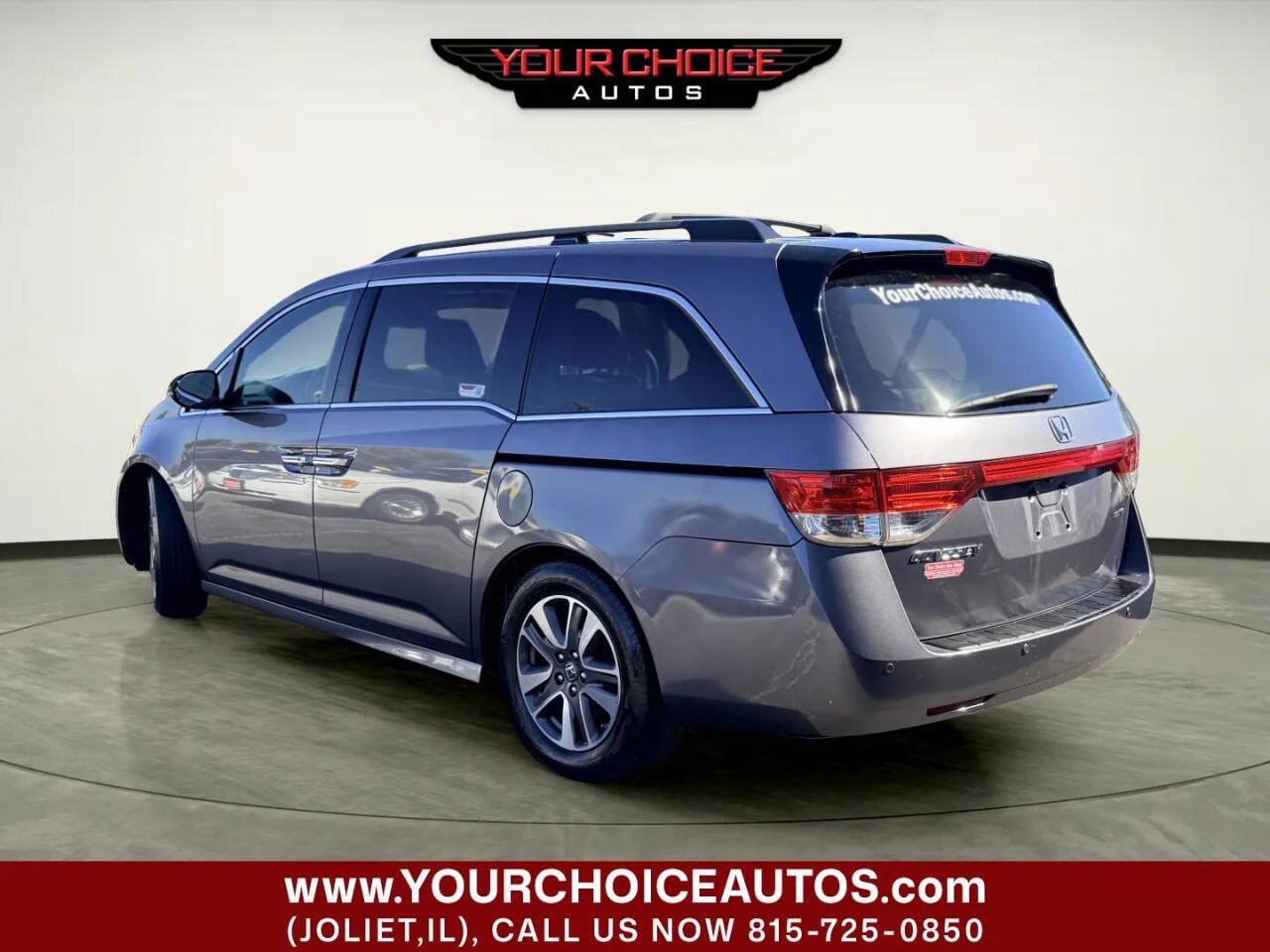 Used 2015 Honda Odyssey Touring Elite image 4