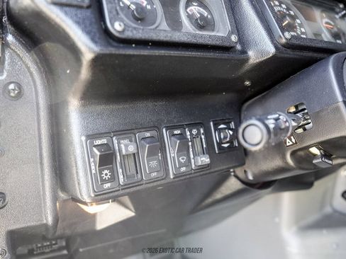 Used 2003 HUMMER H1 4-Door Open Top AWD/4WD image 29