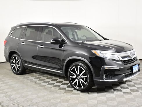 Used 2020 Honda Pilot Touring image 4