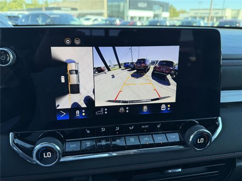 Used 2024 Chevrolet Colorado Z71 w/ LPO, Dark Essentials Package image 18