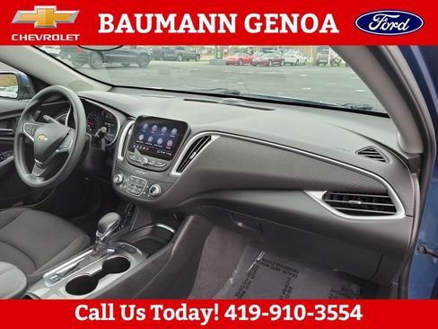 Used 2024 Chevrolet Malibu LT FWD image 13