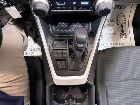 New 2025 Toyota RAV4 LE image 30