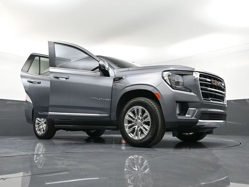 Used 2021 GMC Yukon SLT w/ SLT Premium Package image 42