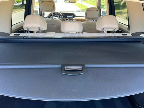 Used 2015 Mercedes-Benz GLK 350 2WD image 25