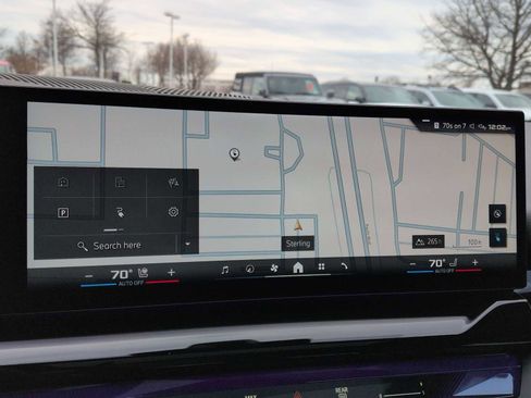 Used 2025 BMW i5 M60 w/ Premium Package image 30