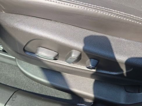 New 2025 Cadillac XT5 Premium Luxury image 25