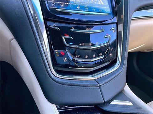 Used 2017 Cadillac CTS Luxury image 23