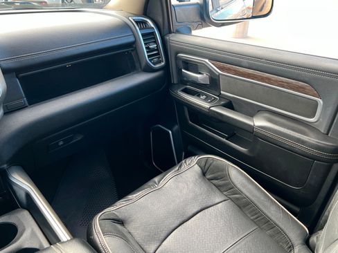 Used 2020 RAM 2500 Laramie image 10