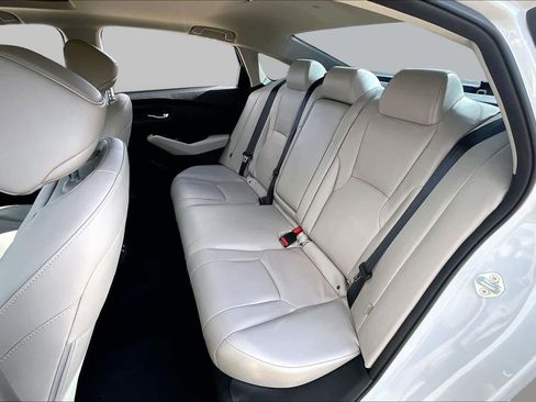Used 2023 Honda Accord Touring image 21