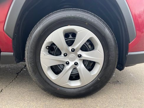 Used 2024 Toyota RAV4 LE image 16