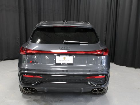 Used 2025 Audi SQ5 Prestige image 10