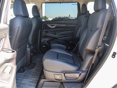 New 2025 Subaru Ascent Limited image 17