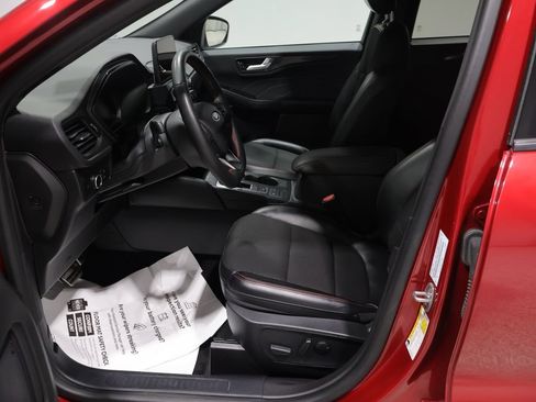 Used 2024 Ford Escape ST-Line AWD/4WD image 9