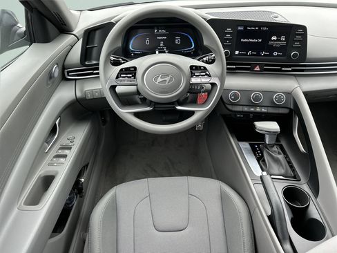New 2026 Hyundai Elantra SEL Sport Premium FWD image 13