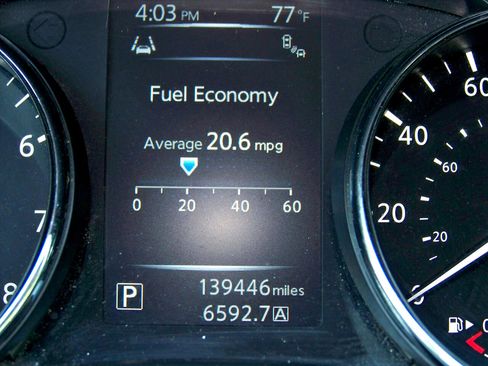 Used 2014 Nissan Rogue SV w/ SV Premium Package image 9