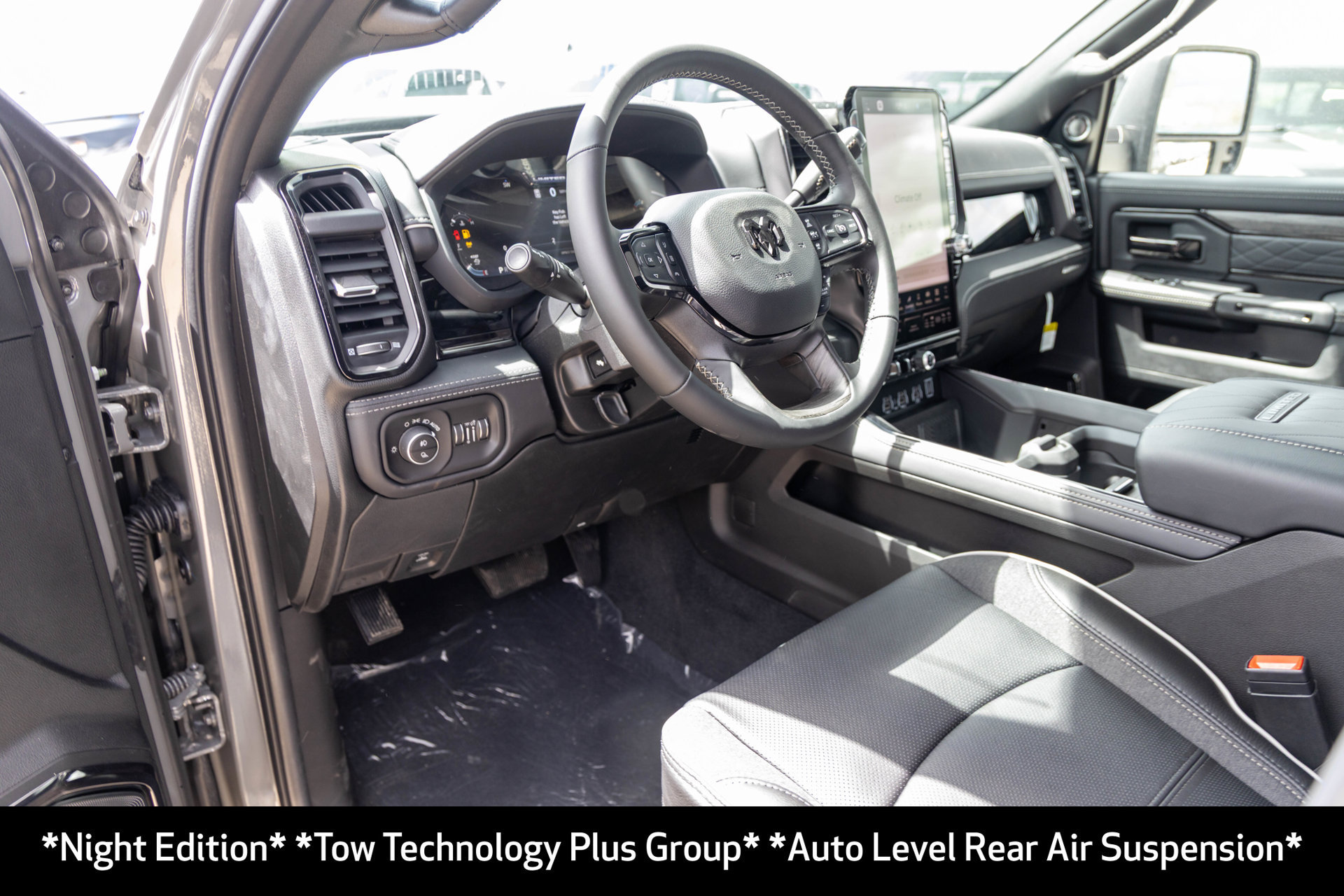 New 2026 RAM 3500 Limited AWD/4WD image 4