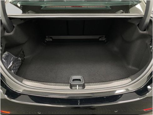 Certified 2025 Mercedes-Benz C 300 4MATIC Sedan image 5