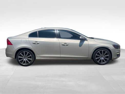 Used 2018 Volvo S60 T5 Inscription AWD/4WD image 9