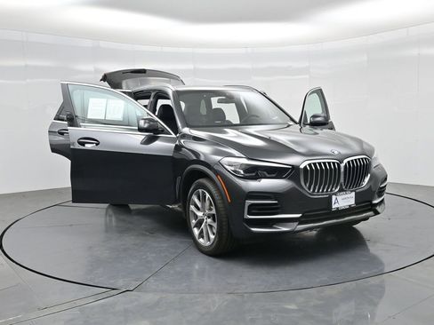 Used 2023 BMW X5 xDrive40i AWD/4WD image 34