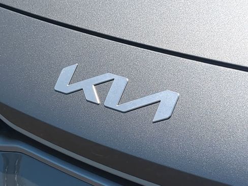 Used 2022 Kia Rio S FWD image 11