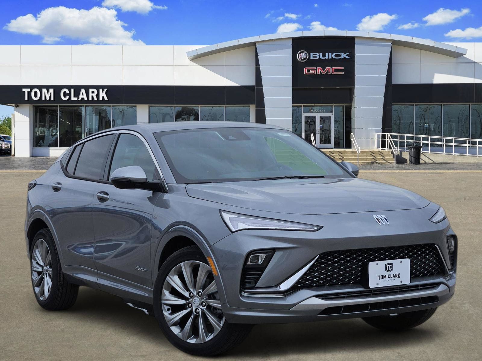 New 2026 Buick Envista Avenir FWD image 1