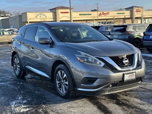 Used 2018 Nissan Murano S image 3