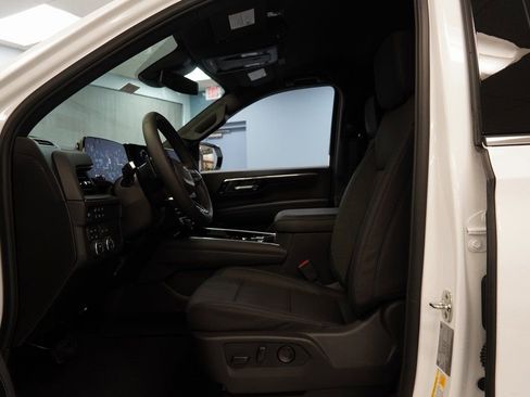 New 2026 Chevrolet Tahoe LS image 7