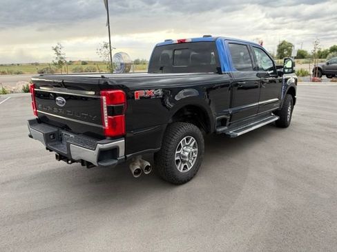 Used 2023 Ford F350 Lariat w/ FX4 Off-Road Package AWD/4WD image 6