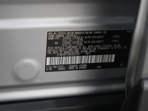 Used 2024 Toyota RAV4 XLE image 29