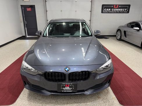 Used 2013 BMW 320i xDrive Sedan AWD/4WD image 5