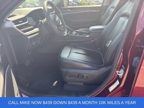 Used 2023 Jeep Grand Cherokee 4WD 4xe image 11