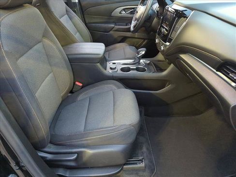 Used 2021 Chevrolet Traverse LS FWD image 21